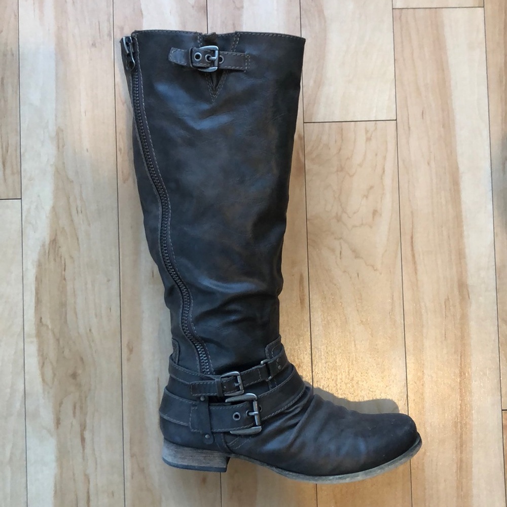 Grey Boots